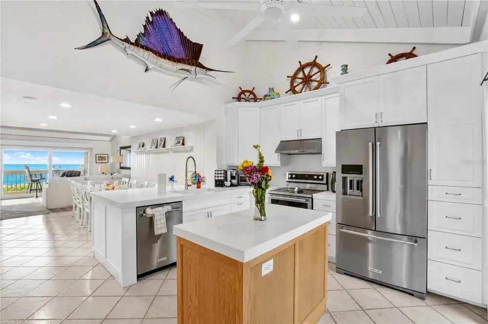 Address Not Shown Longboat Key, FL 34228