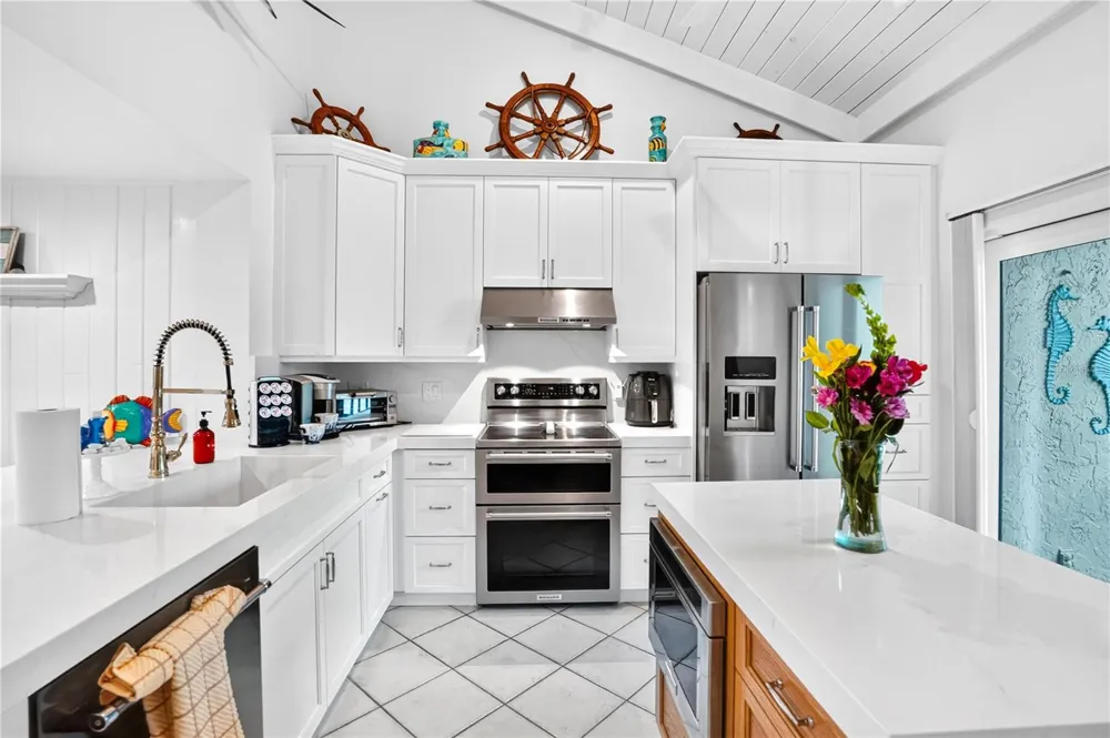 Address Not Shown Longboat Key, FL 34228