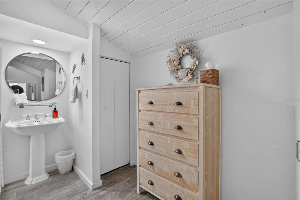 Address Not Shown Longboat Key, FL 34228