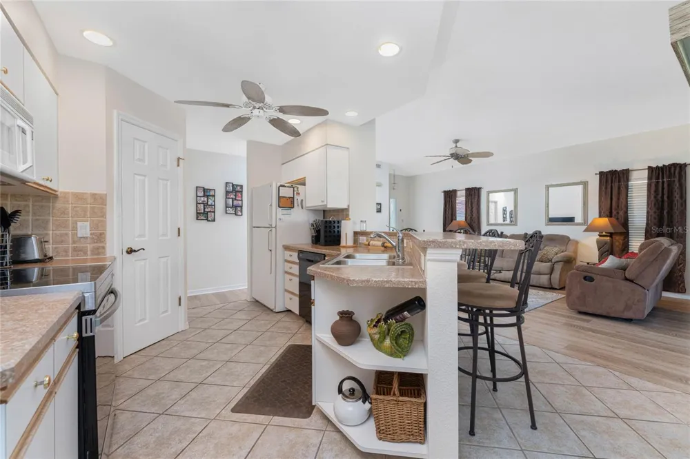 14016 WILLOW GLEN COURT #112 Port Charlotte, FL 33953