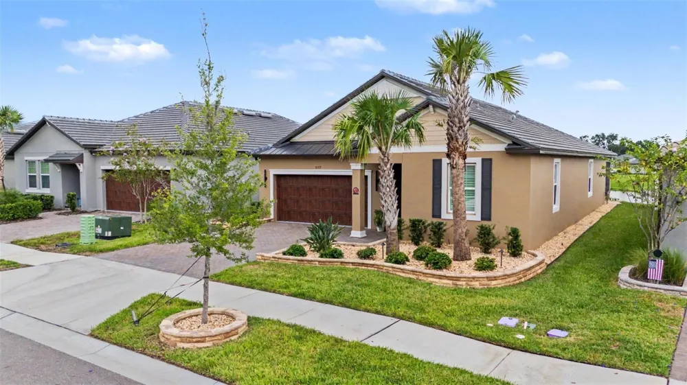 31727 CARDINAL YARD DRIVE San Antonio, FL 33576