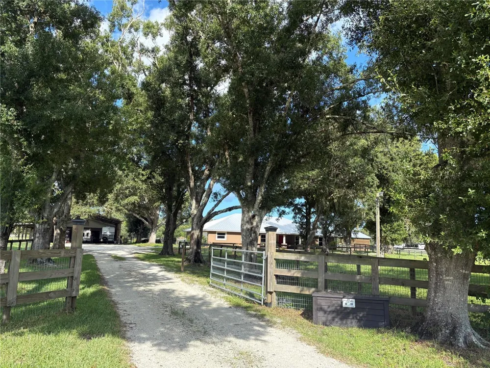 6580 PRAIRIE JUNCTION TRAIL Sarasota, FL 34241