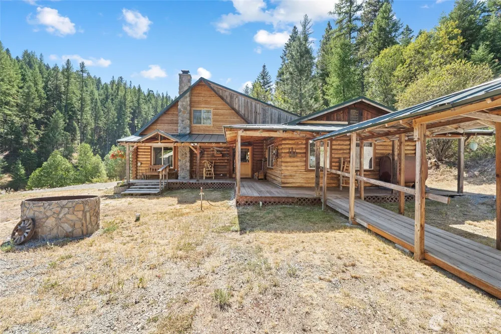 49 Lilly Creek Road Republic, WA 99166