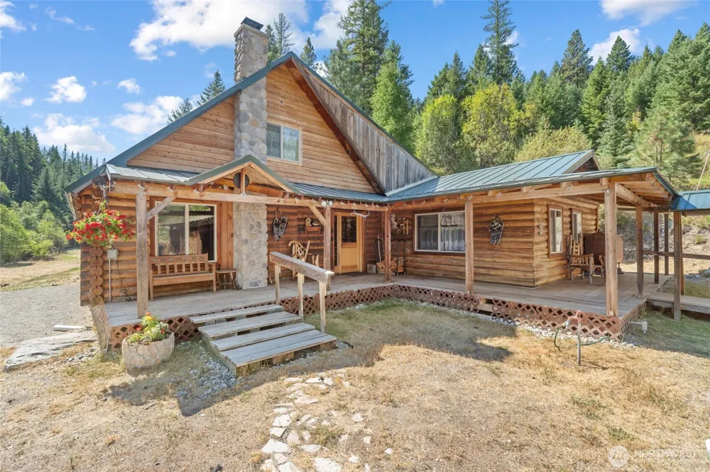 49 Lilly Creek Road Republic, WA 99166