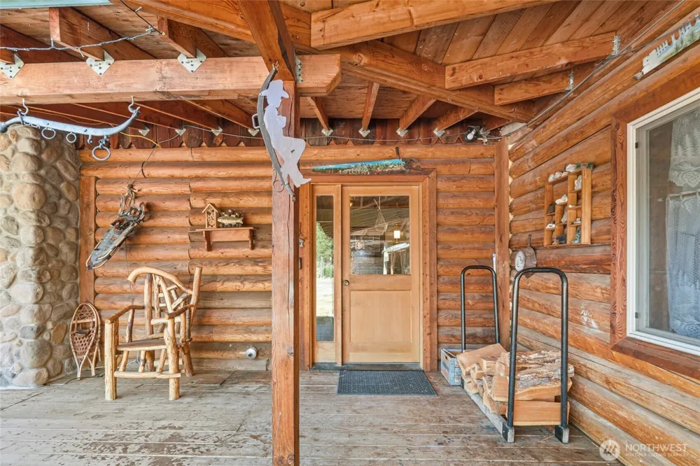 49 Lilly Creek Road Republic, WA 99166