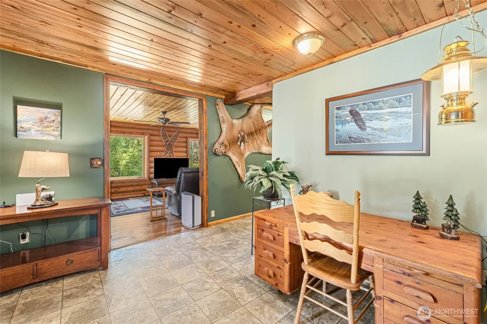 49 Lilly Creek Road Republic, WA 99166