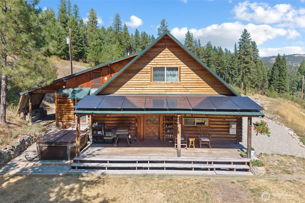 49 Lilly Creek Road Republic, WA 99166