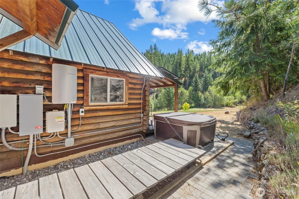 49 Lilly Creek Road Republic, WA 99166