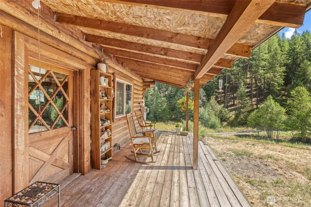 49 Lilly Creek Road Republic, WA 99166
