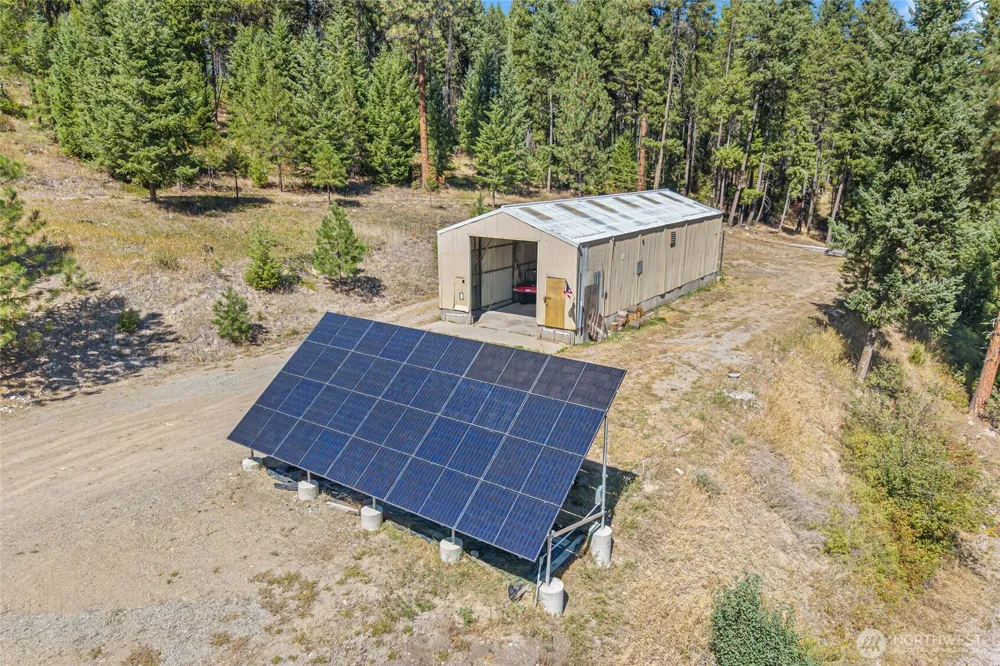 49 Lilly Creek Road Republic, WA 99166