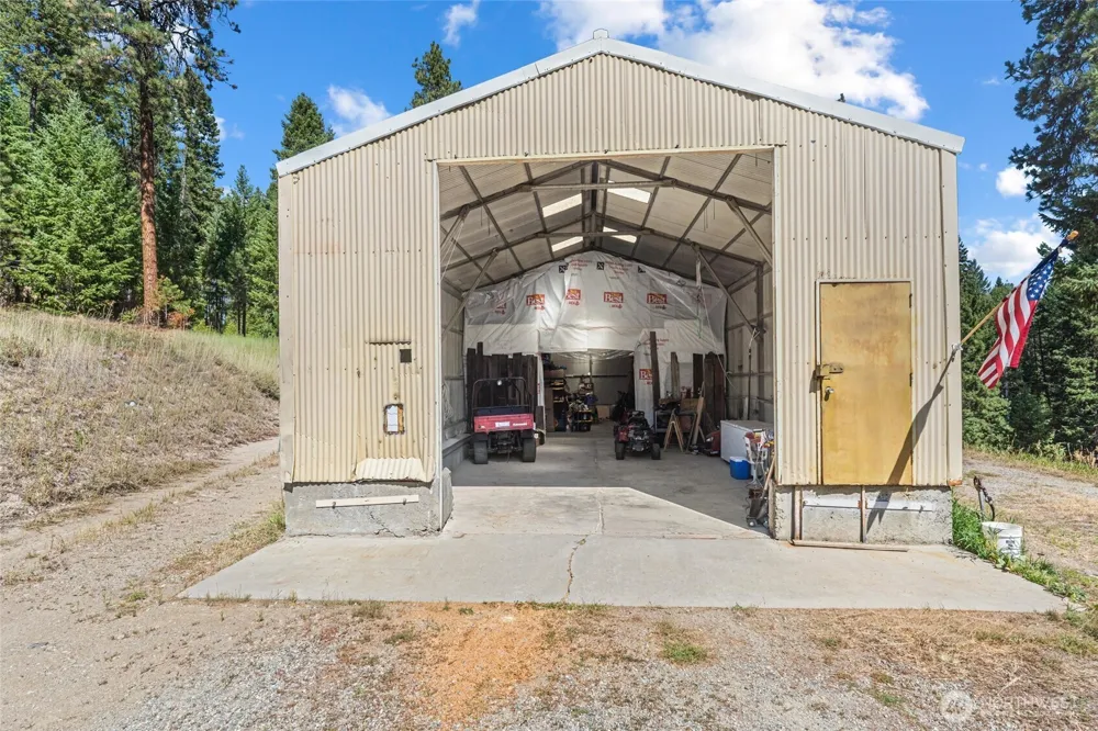 49 Lilly Creek Road Republic, WA 99166