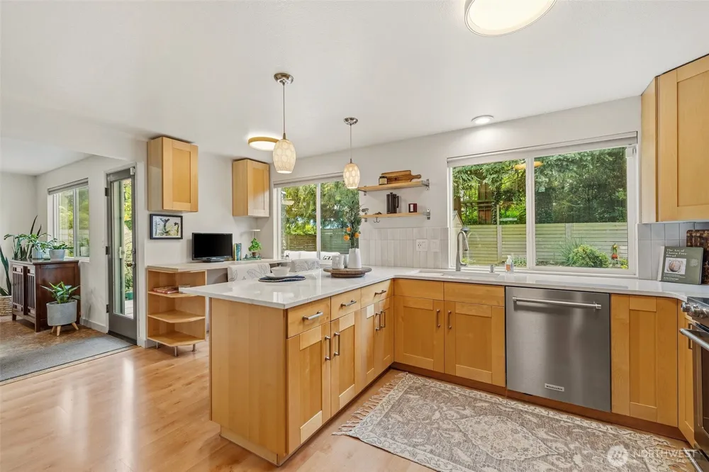 20111 Dayton Avenue Shoreline, WA 98133