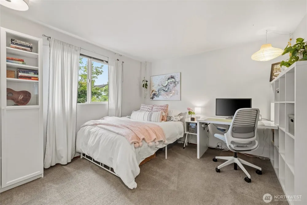 20111 Dayton Avenue Shoreline, WA 98133