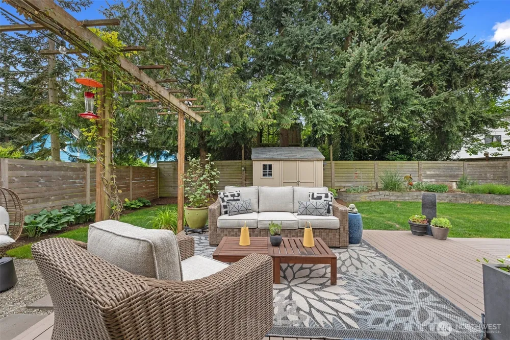 20111 Dayton Avenue Shoreline, WA 98133