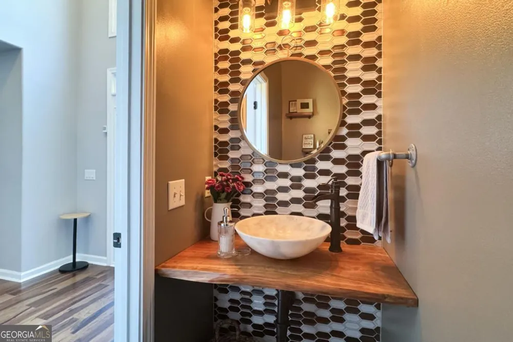 1100 Arya DR Roswell, GA 30076