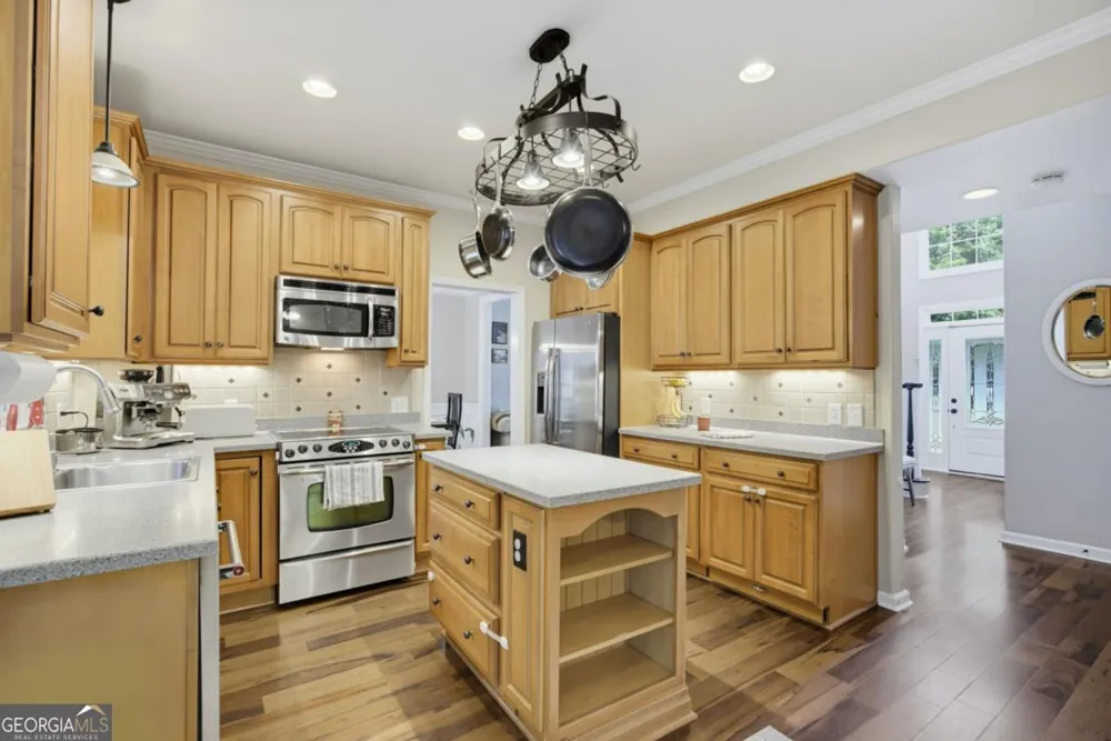 1100 Arya DR Roswell, GA 30076
