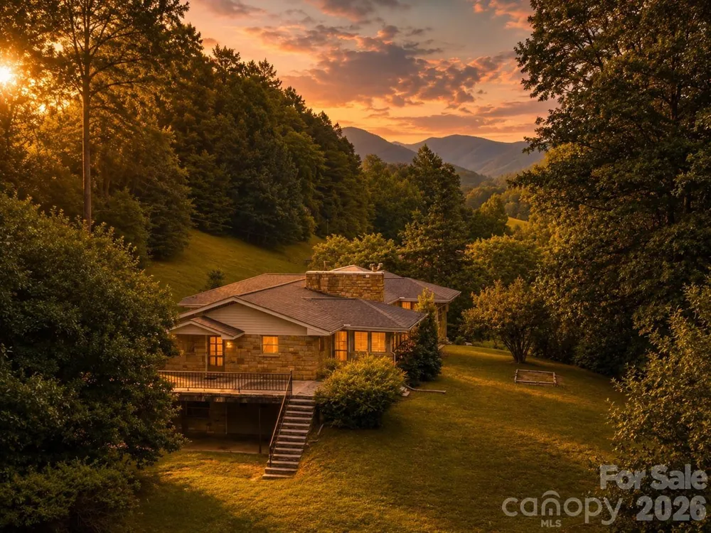 222 Mitchell Mountain Road Bryson City, NC 28713