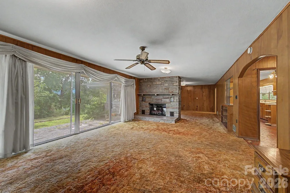 222 Mitchell Mountain Road Bryson City, NC 28713