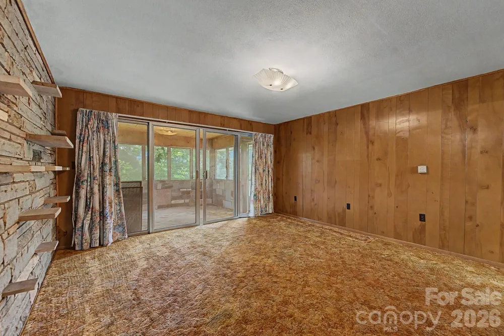 222 Mitchell Mountain Road Bryson City, NC 28713