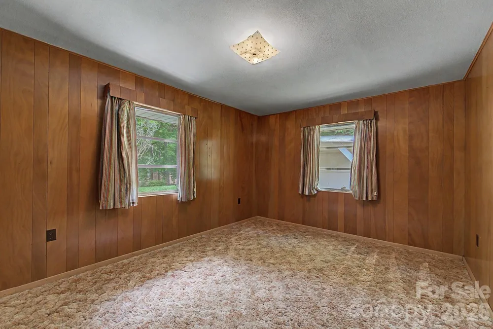 222 Mitchell Mountain Road Bryson City, NC 28713