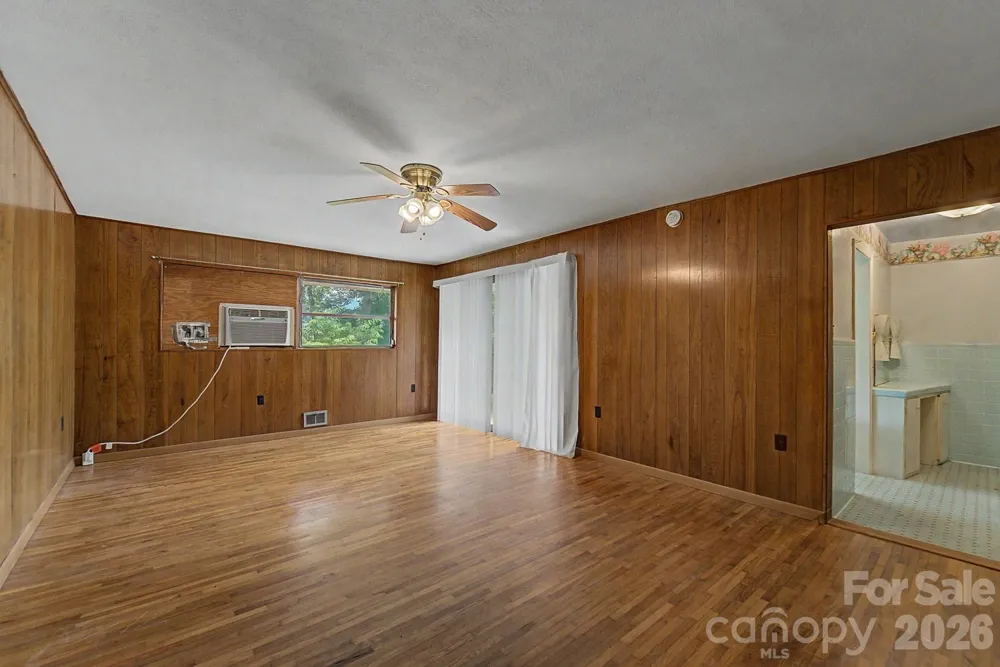 222 Mitchell Mountain Road Bryson City, NC 28713