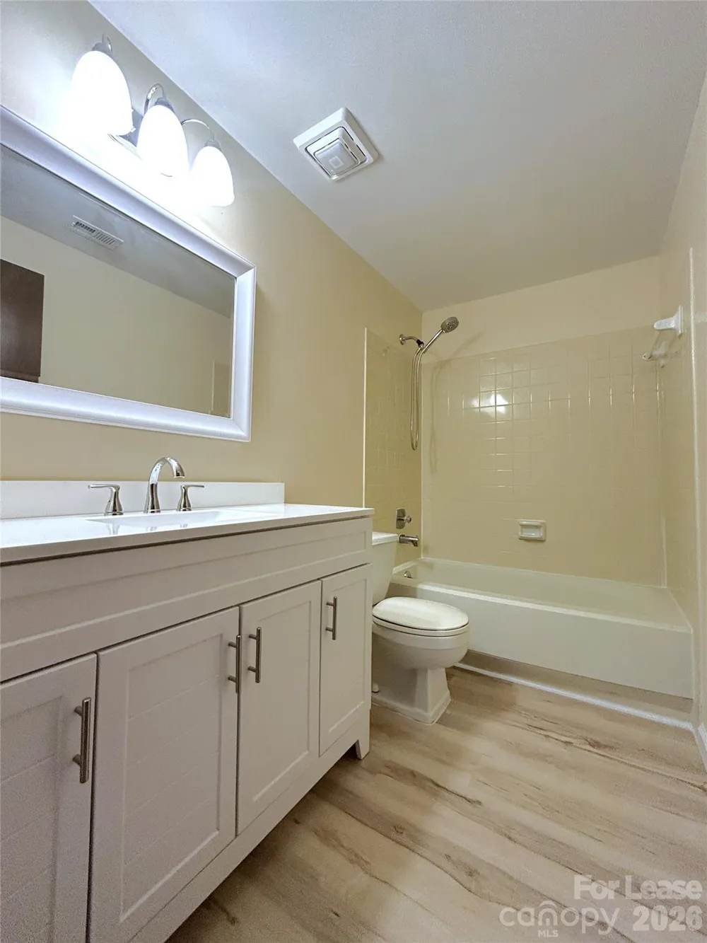 1725 Van Dyke Drive Charlotte, NC 28213