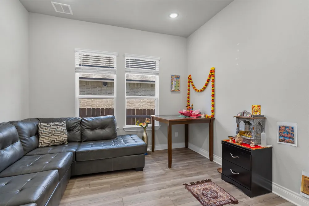 1304 Snowdrop Drive Georgetown, TX 78628
