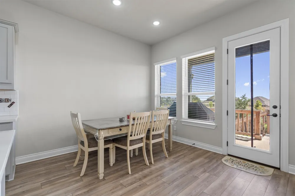 1304 Snowdrop Drive Georgetown, TX 78628