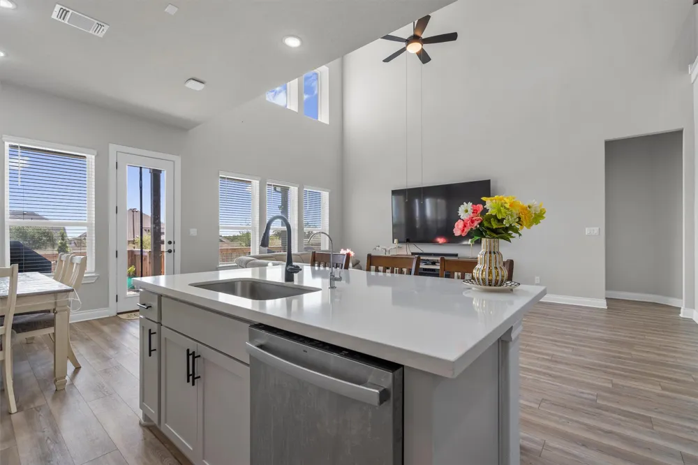 1304 Snowdrop Drive Georgetown, TX 78628
