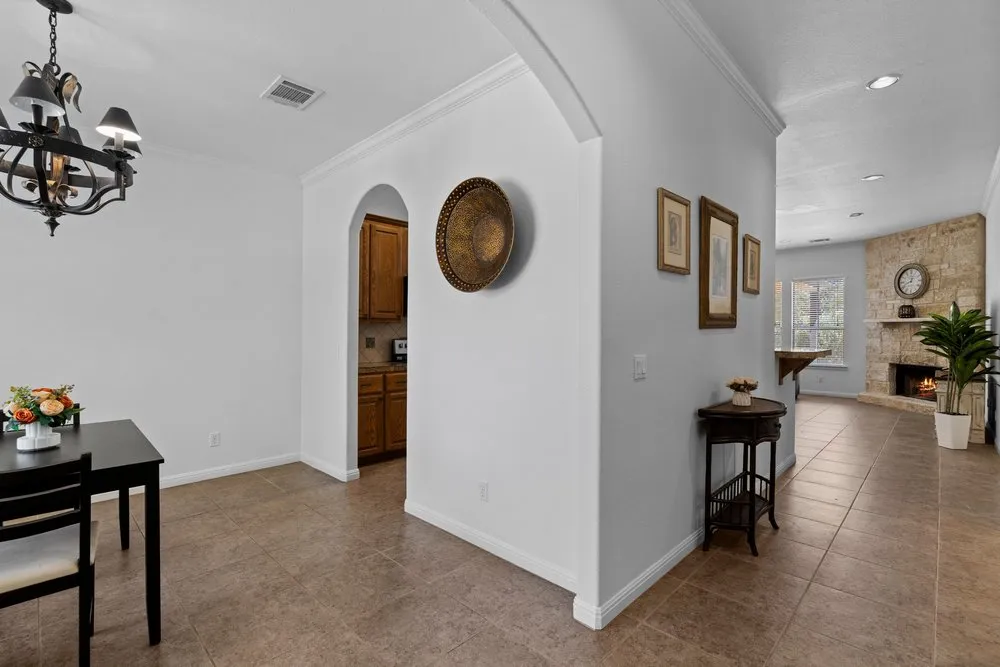 15204 Falcon Drive Austin, TX 78734