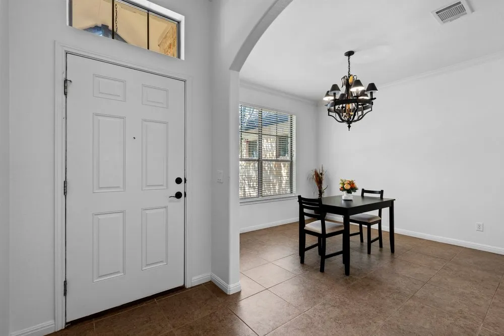 15204 Falcon Drive Austin, TX 78734