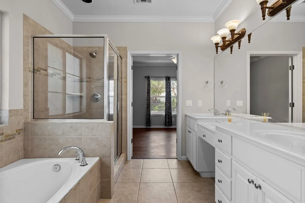 15204 Falcon Drive Austin, TX 78734