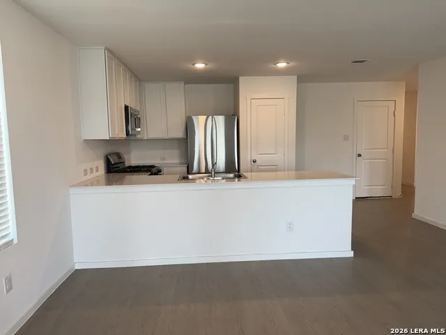 129 Autumn Floresville, TX 78114