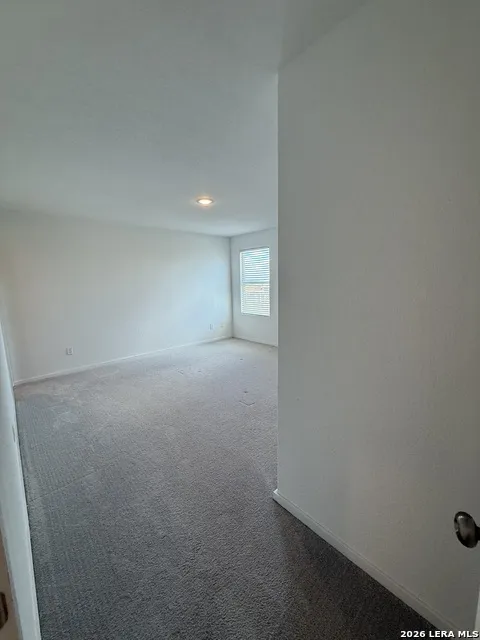 129 Autumn Floresville, TX 78114