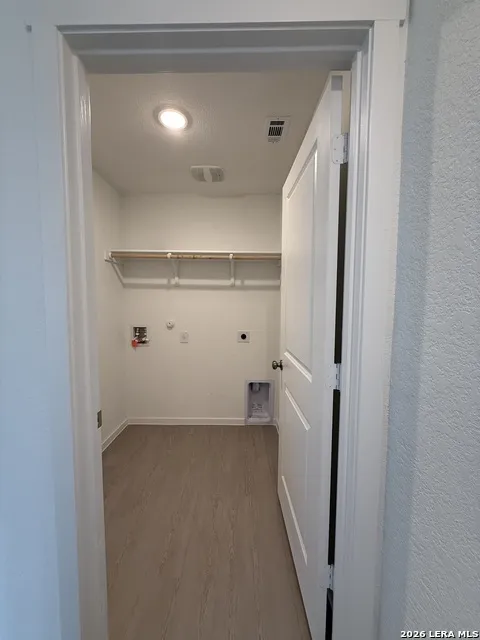 129 Autumn Floresville, TX 78114