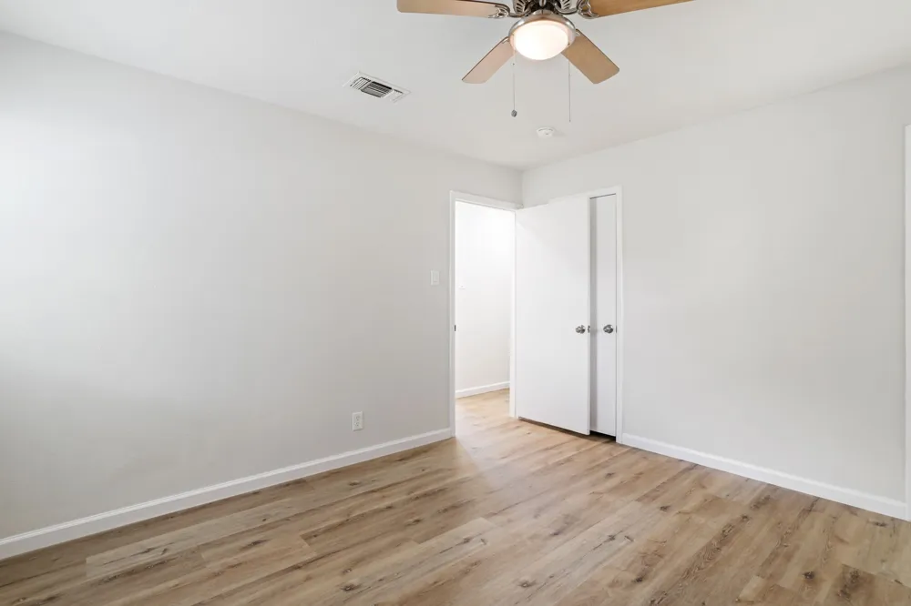 6441 Carousel Drive Watauga, TX 76148