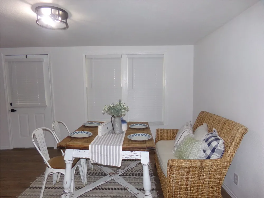 1533 W 6th Street Corsicana, TX 75110