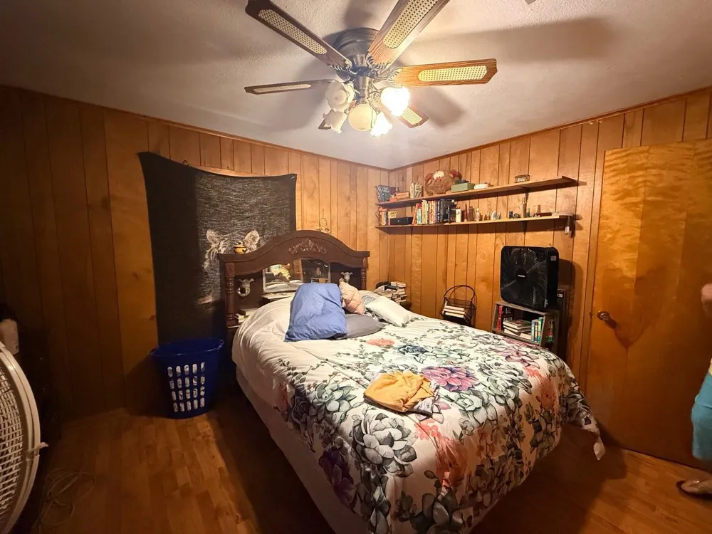 1195 US Highway 96 Pineland, TX 75968