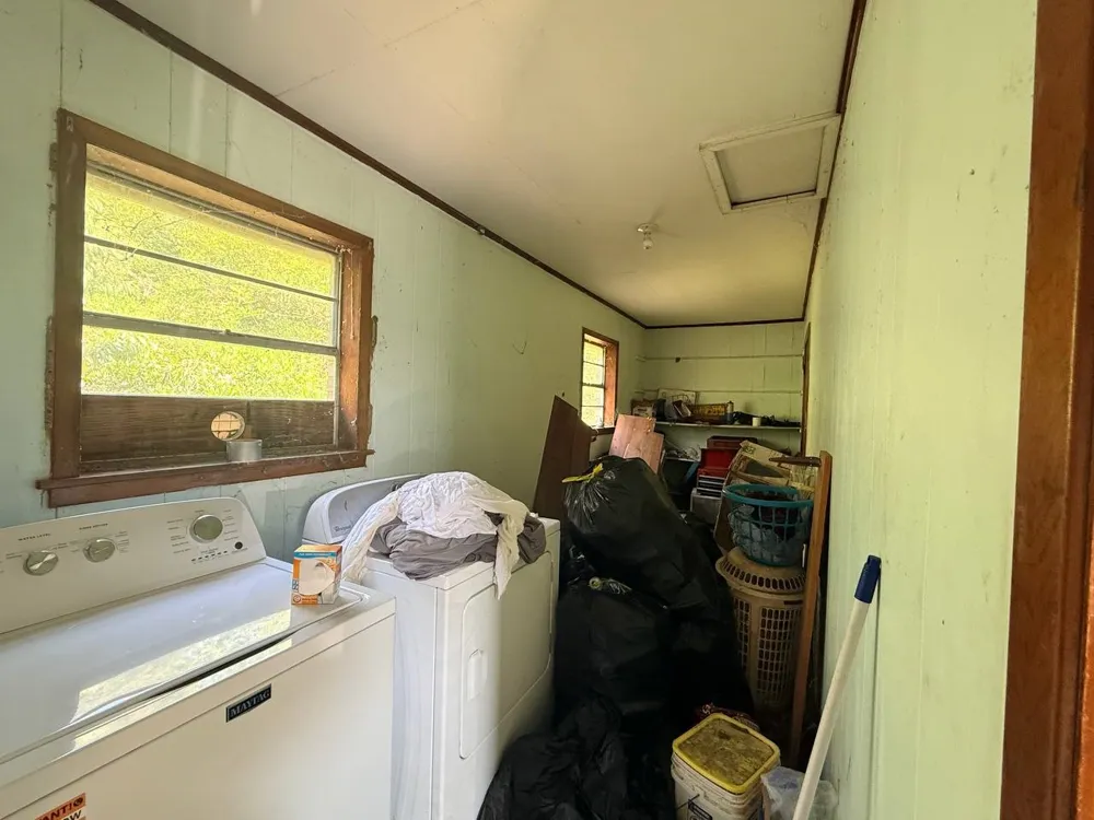 1195 US Highway 96 Pineland, TX 75968