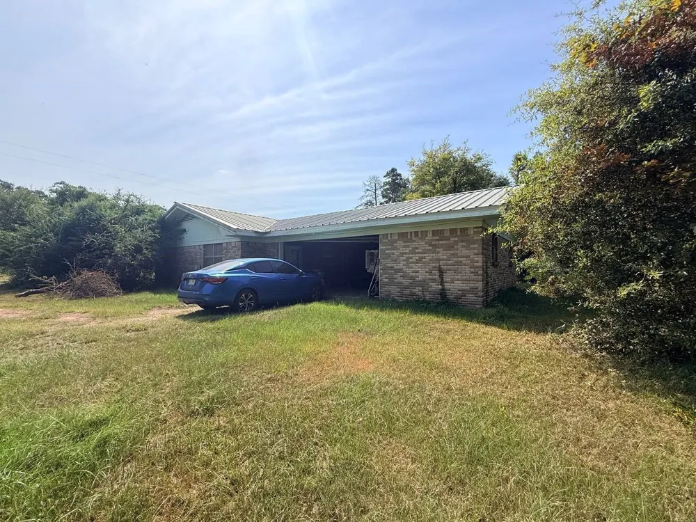 1195 US Highway 96 Pineland, TX 75968