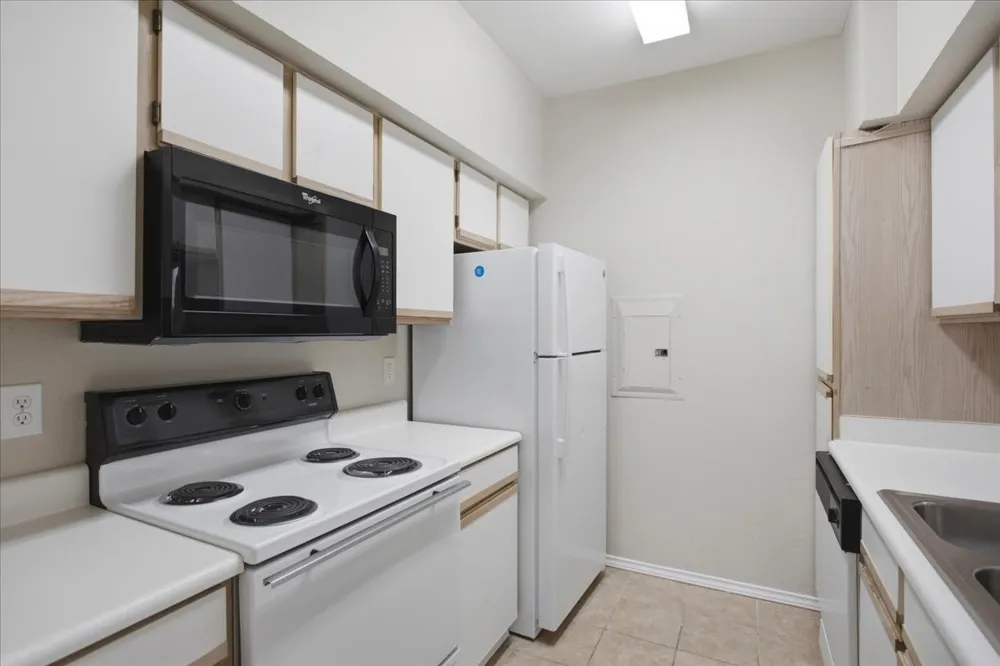 3212 Donnelly Circle #504 Fort Worth, TX 76107