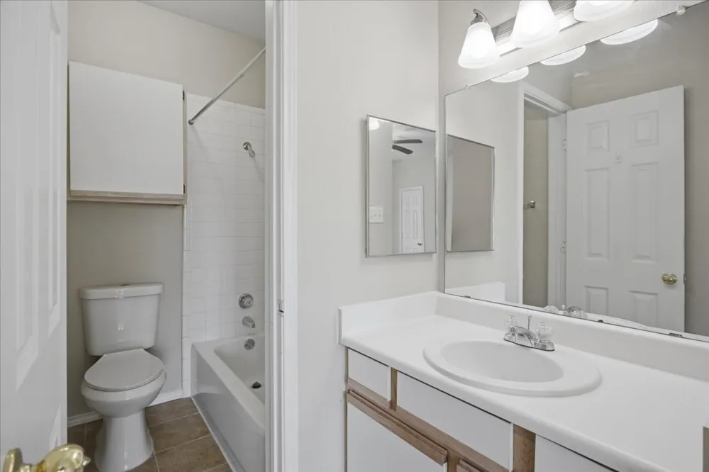 3212 Donnelly Circle #504 Fort Worth, TX 76107