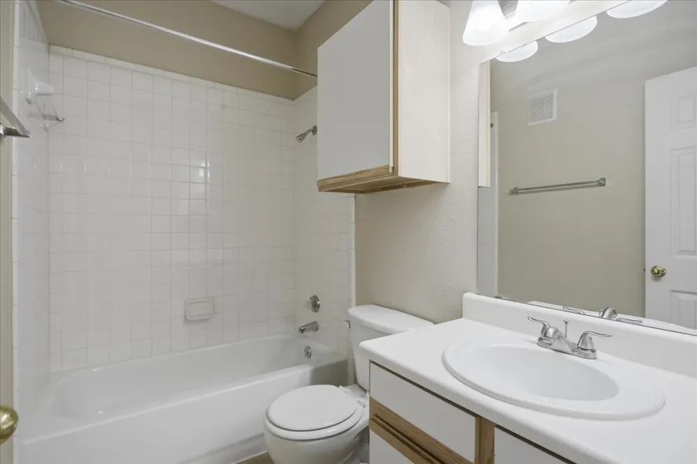 3212 Donnelly Circle #504 Fort Worth, TX 76107