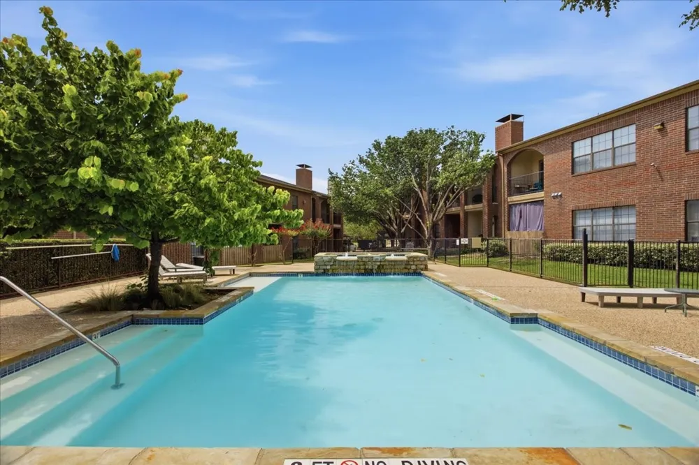 3212 Donnelly Circle #504 Fort Worth, TX 76107