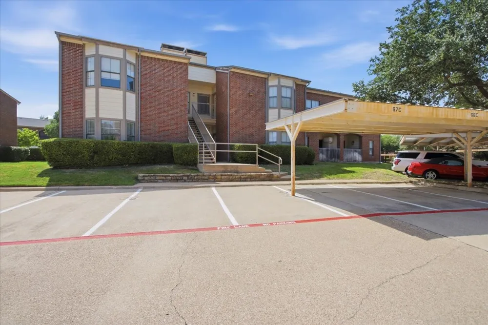 3212 Donnelly Circle #504 Fort Worth, TX 76107