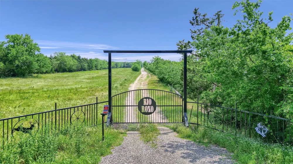 263 Rio Roxo Road Gordonville, TX 76245