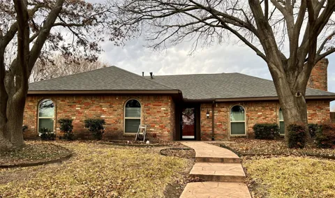 2501 Landershire Lane