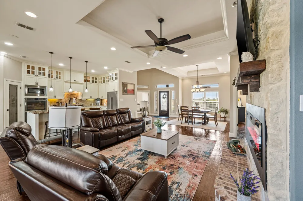 2424 County Road 613 Farmersville, TX 75442