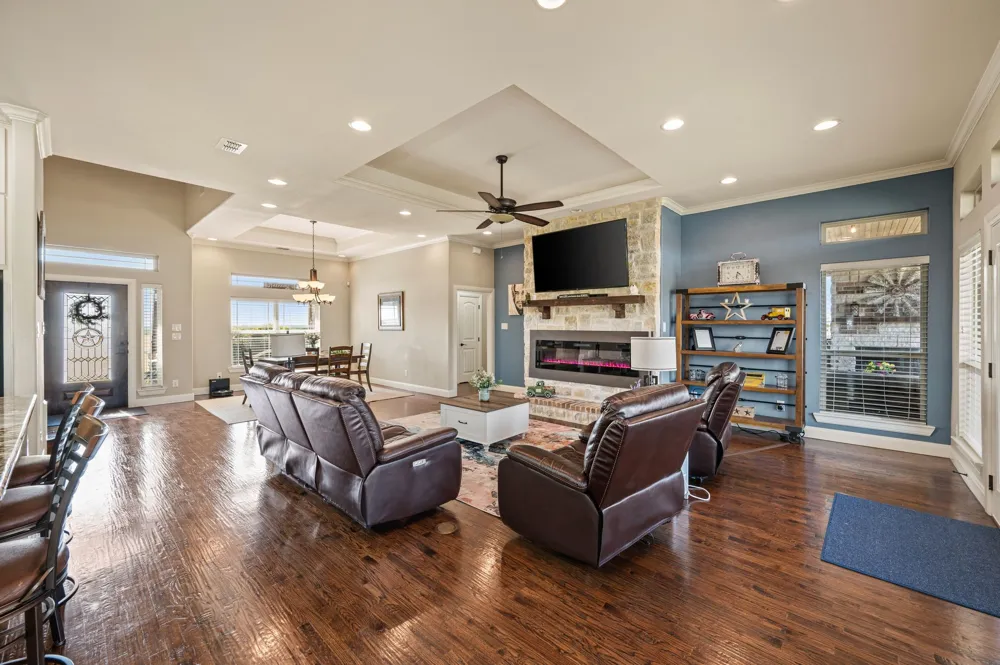 2424 County Road 613 Farmersville, TX 75442