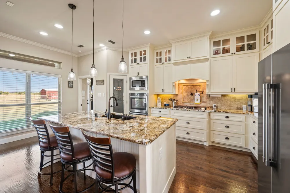2424 County Road 613 Farmersville, TX 75442